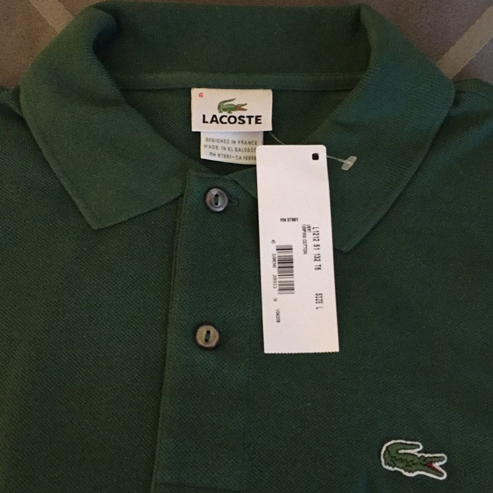 Lacoste men's polo green size 6 (L). Never worn